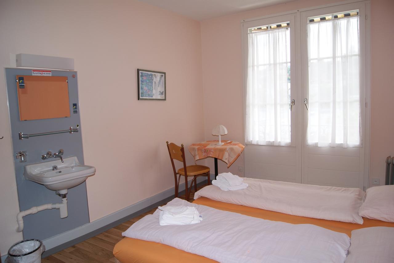 Hotel Schlosspintli 施皮茨 外观 照片