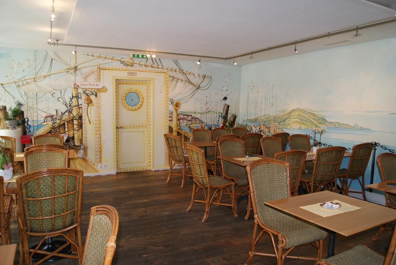 Hotel Schlosspintli 施皮茨 外观 照片